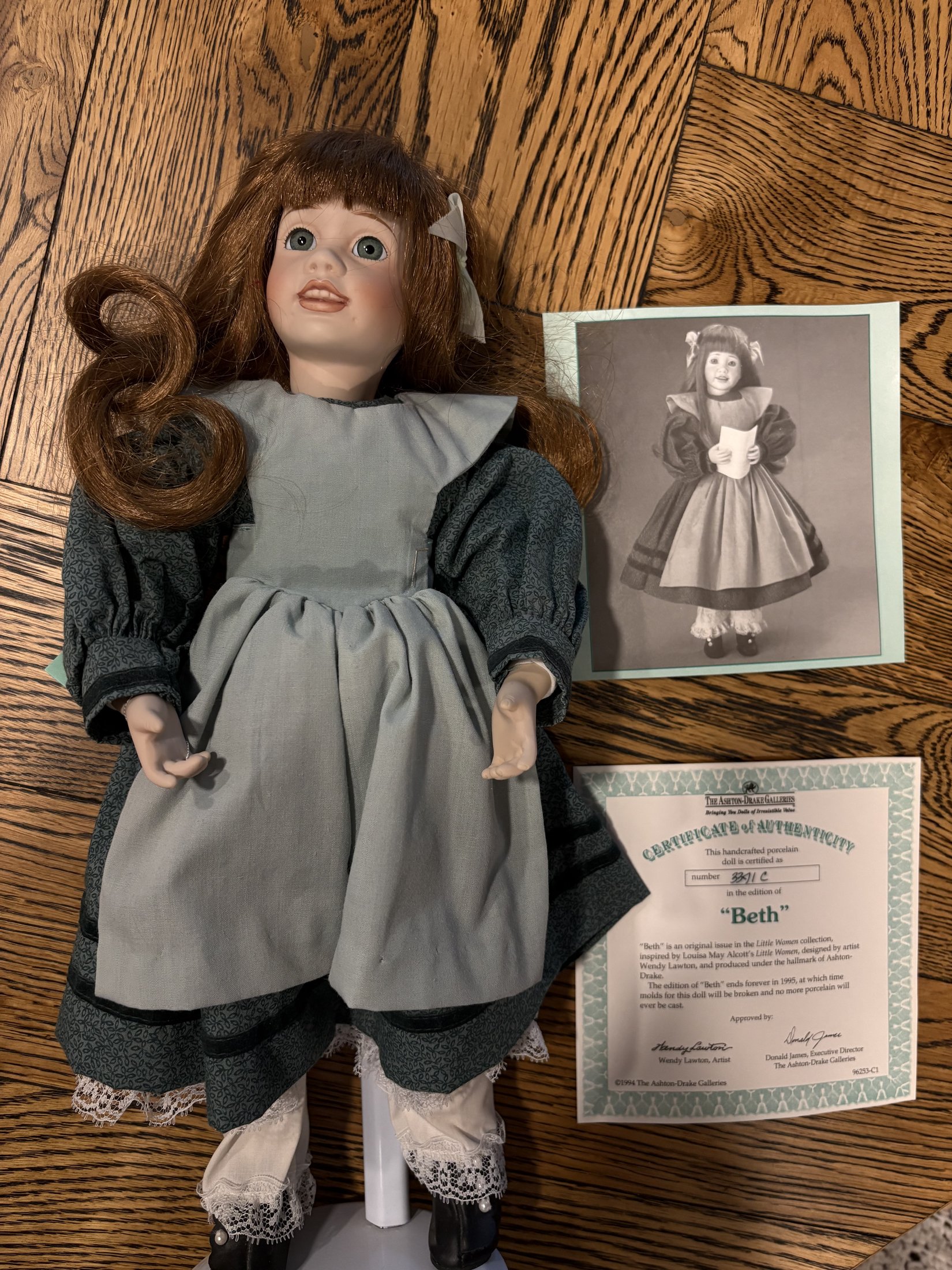 Beth From Little Women By Wendy Lawton Porcelain Doll - Image 4