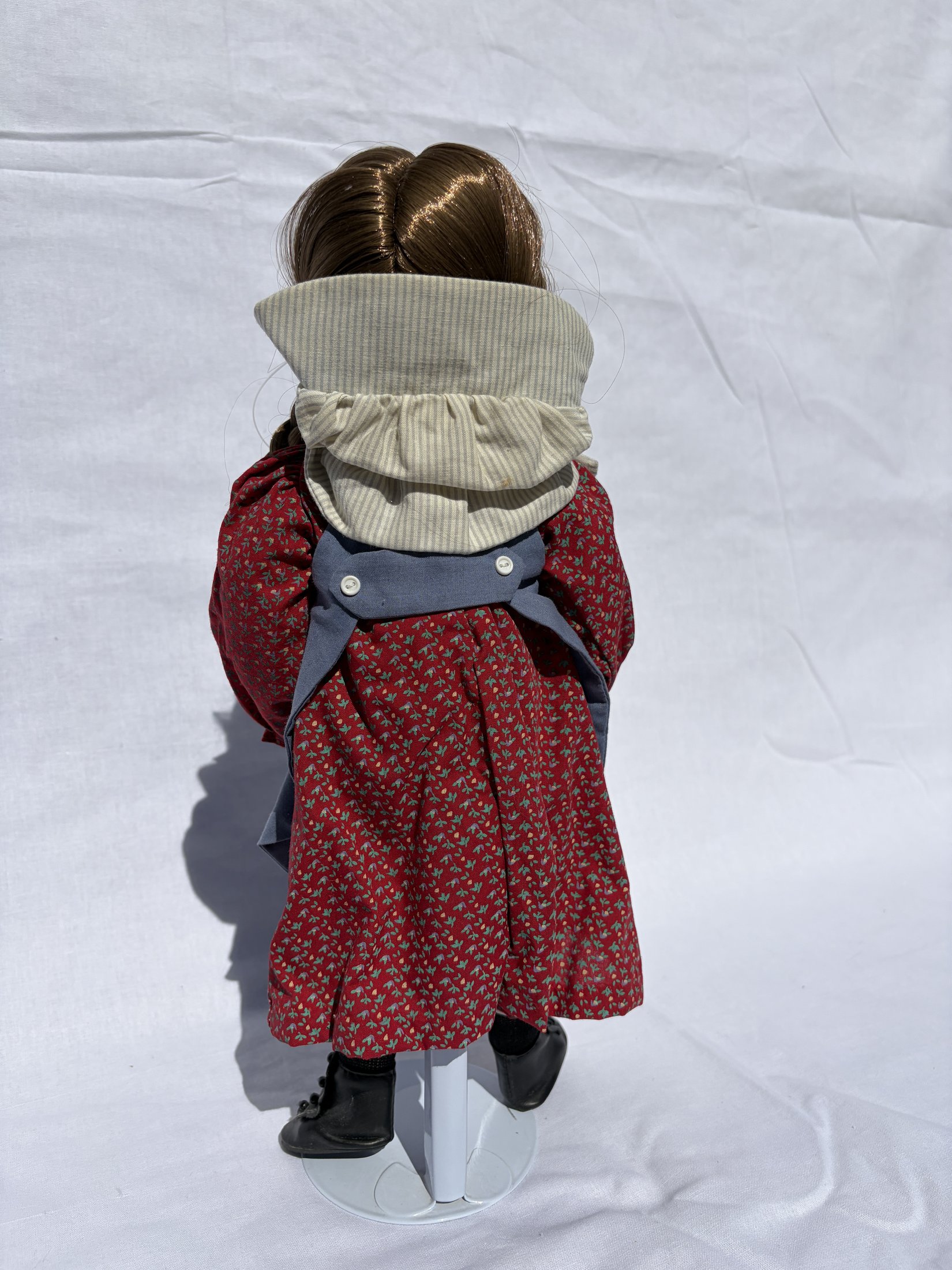 Ashton-Drake Galleries 'Laura' Little House on the Prairie Doll - Image 4