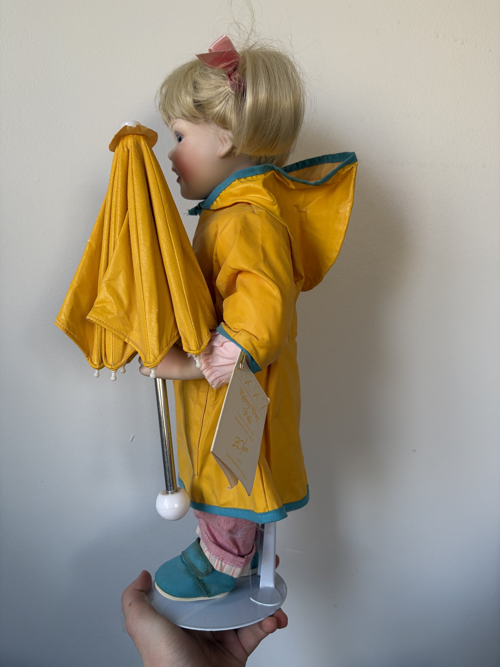 Rainy Day Pals Porcelain Doll by The Hamilton Collection - Image 3