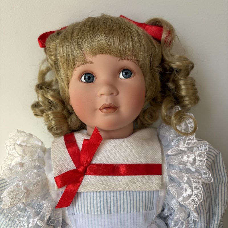 Ashton-Drake Galleries Porcelain Doll 45SDA/5000
