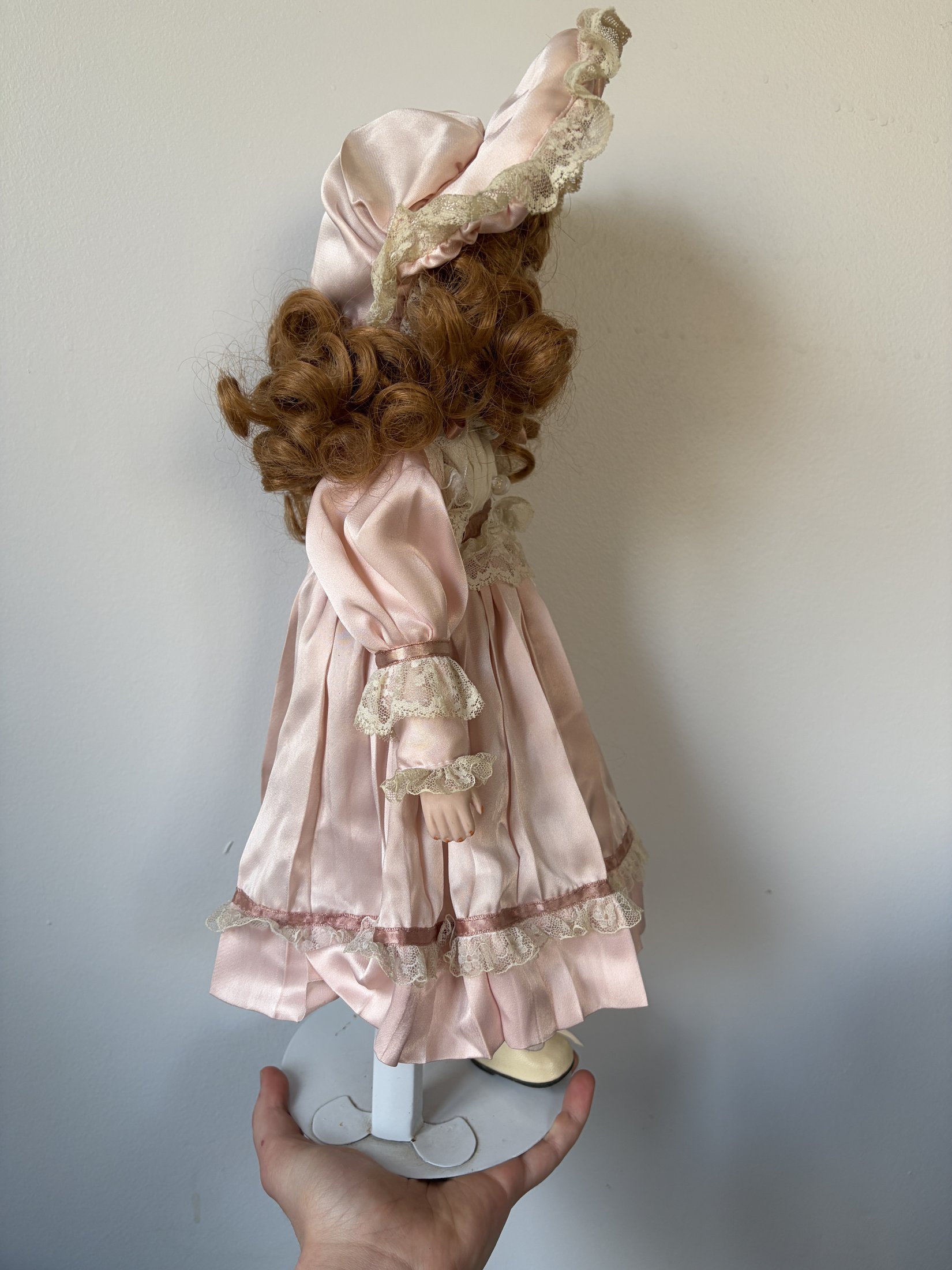 Vintage Porcelain Doll in Pink Lace Dress & Bonnet - Image 5