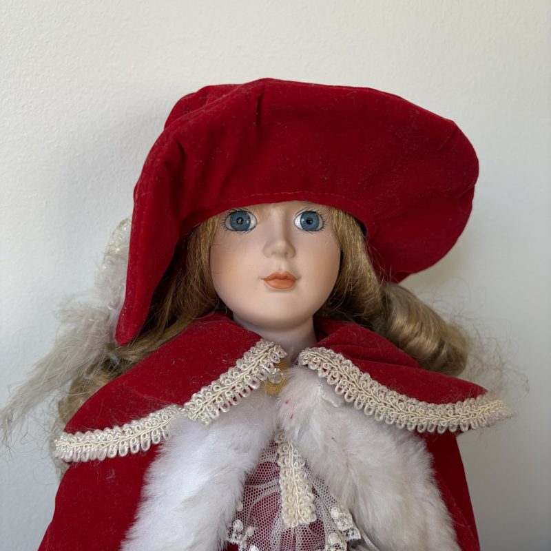 Sweet Charity Porcelain Doll La Collection Artisan No. 898/1000