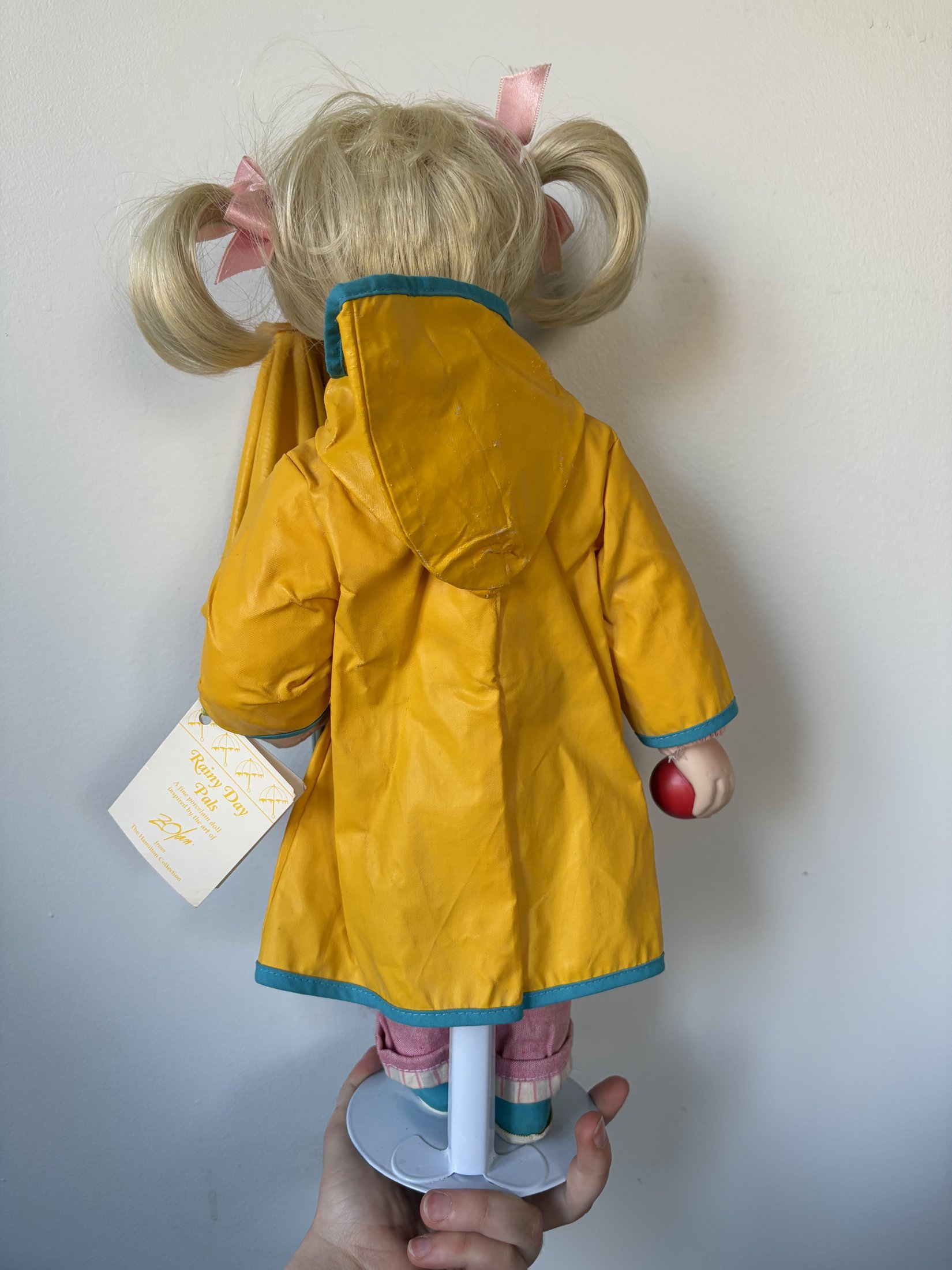 Rainy Day Pals Porcelain Doll by The Hamilton Collection - Image 4